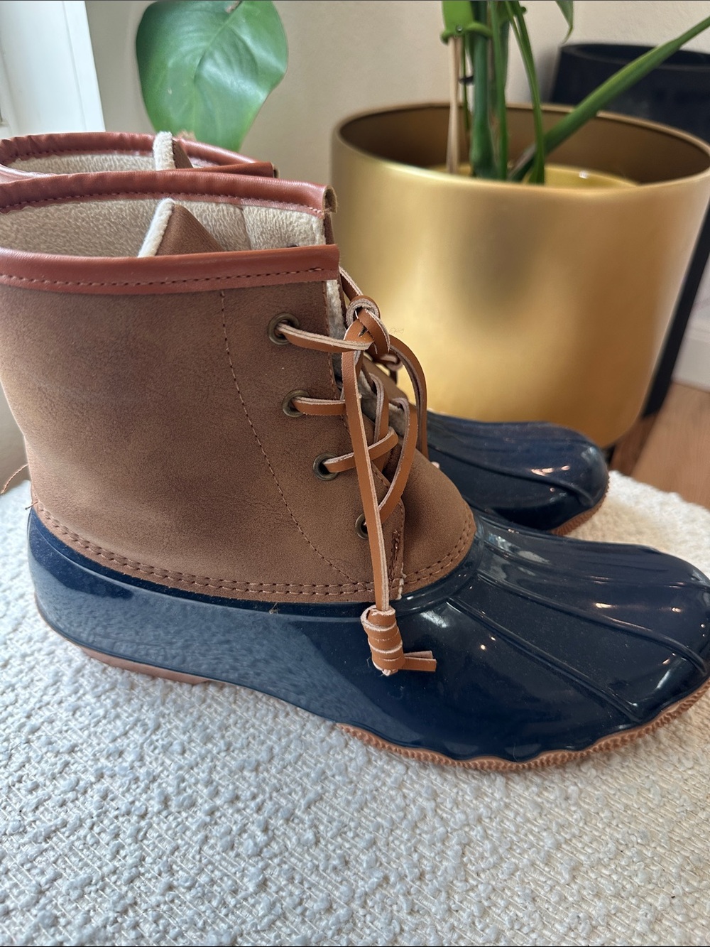 Women's Waterproof Lace-Up Rain Boots - Brown Suede & Navy Rubber